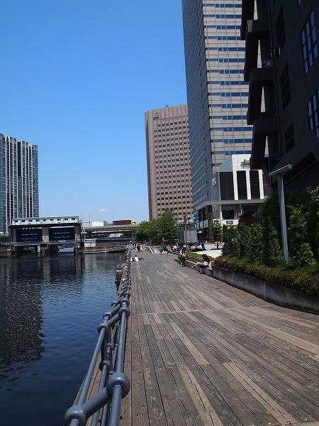 e0144546_1351392.jpg