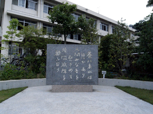 e0043700_23521152.jpg