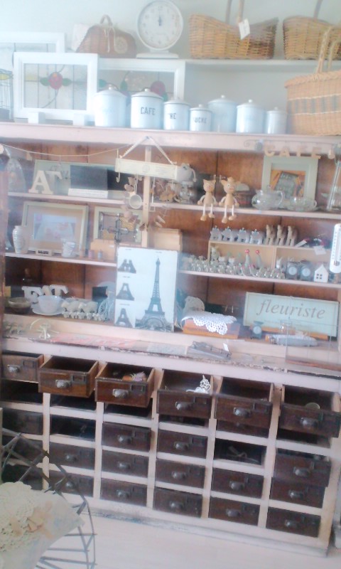 e0050324_2301686.jpg