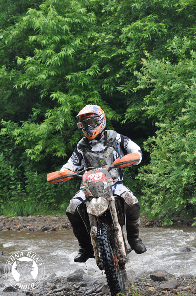 f0210380_23303340.jpg
