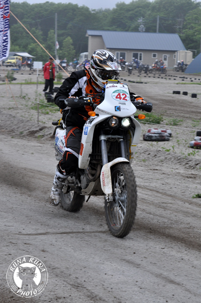 f0210380_22371421.jpg