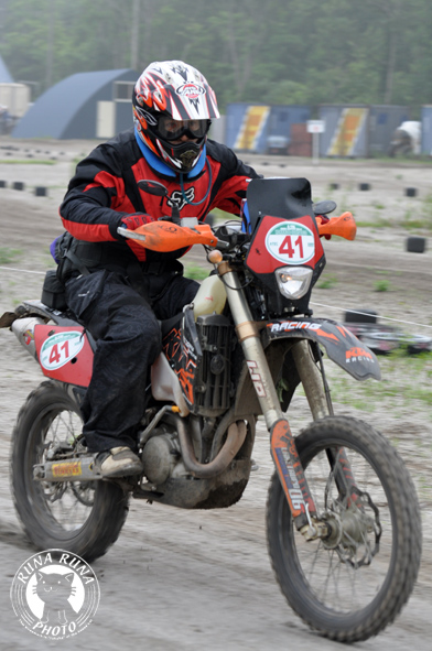 f0210380_22372162.jpg