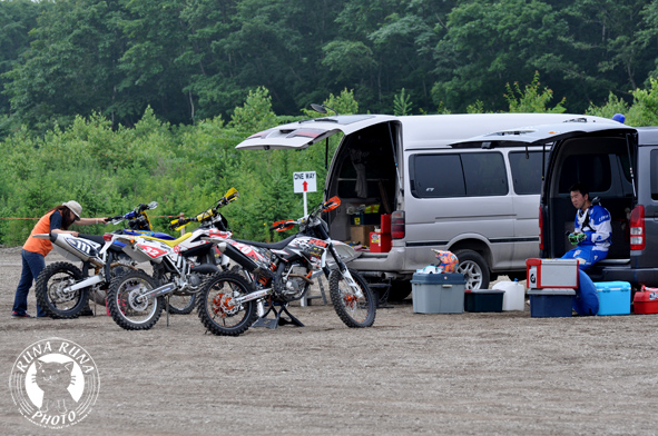 f0210380_1324159.jpg
