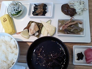 f0008510_21472840.jpg