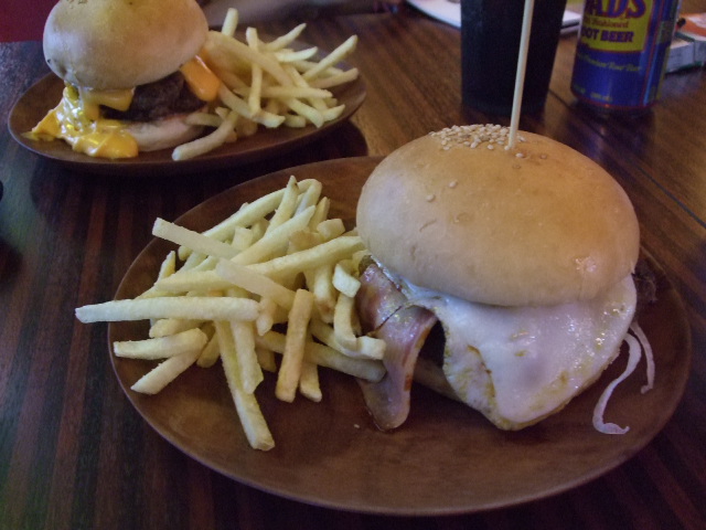 f0203260_0404340.jpg