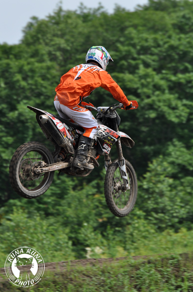 f0210380_22511992.jpg