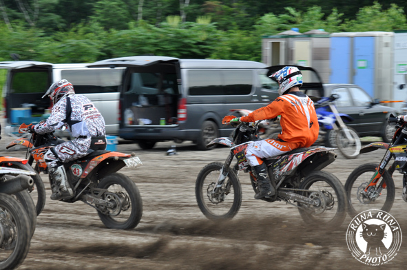 f0210380_23104780.jpg