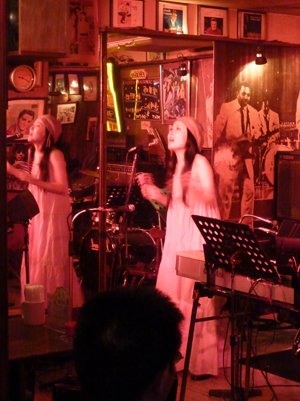 e0029132_273929.jpg