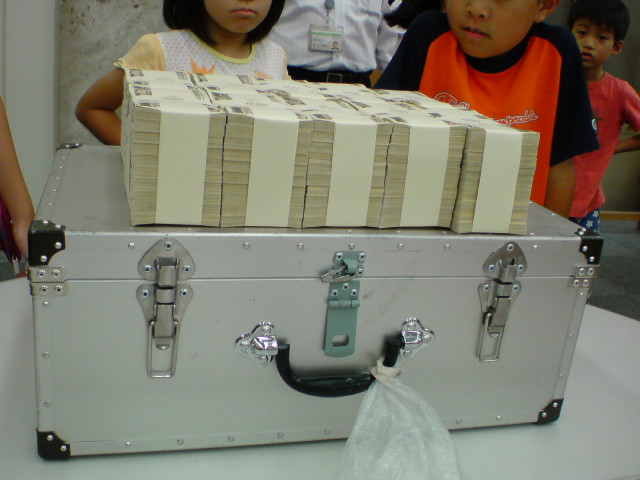 e0037439_1113810.jpg