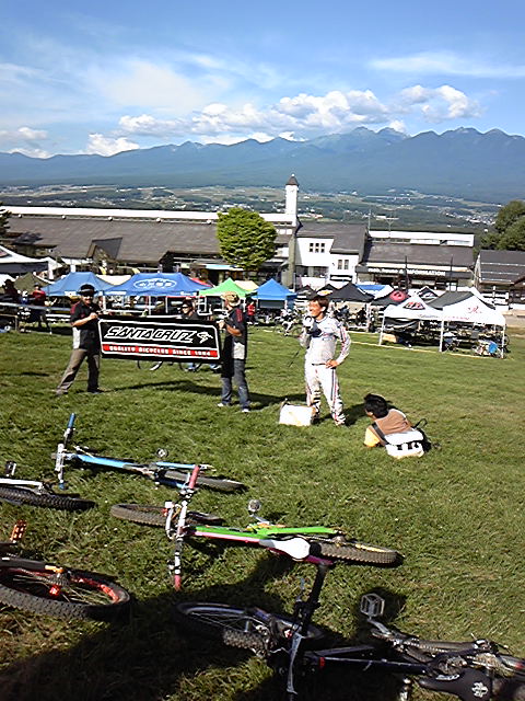 e0015108_8354514.jpg