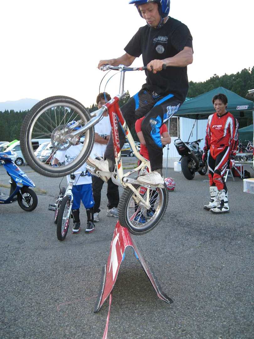 e0003910_1793619.jpg