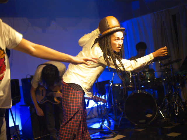f0024992_1082575.jpg