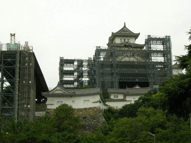e0143047_2303578.jpg