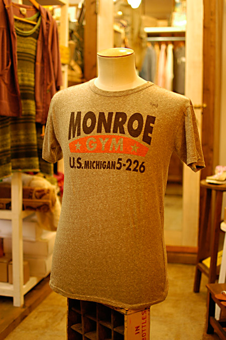d0093043_1656935.jpg