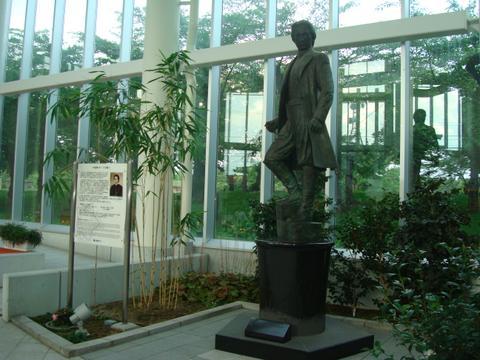 b0007143_12363450.jpg