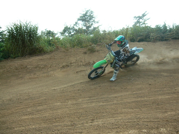 f0023916_19451145.jpg