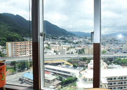 f0218012_2244221.jpg