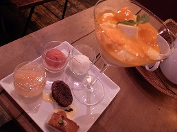 f0030875_1122159.jpg