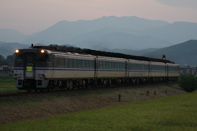 b0002858_15779.jpg