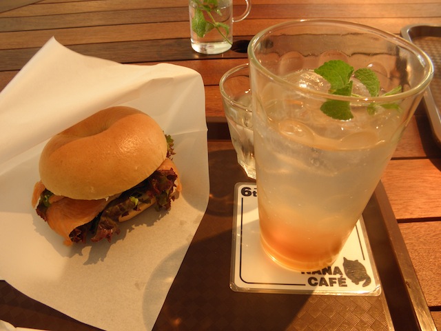 f0201157_8203438.jpg