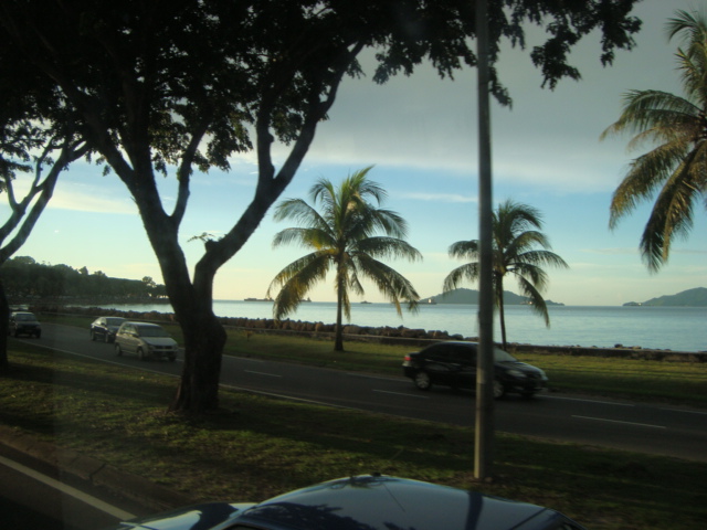 f0232060_0325125.jpg