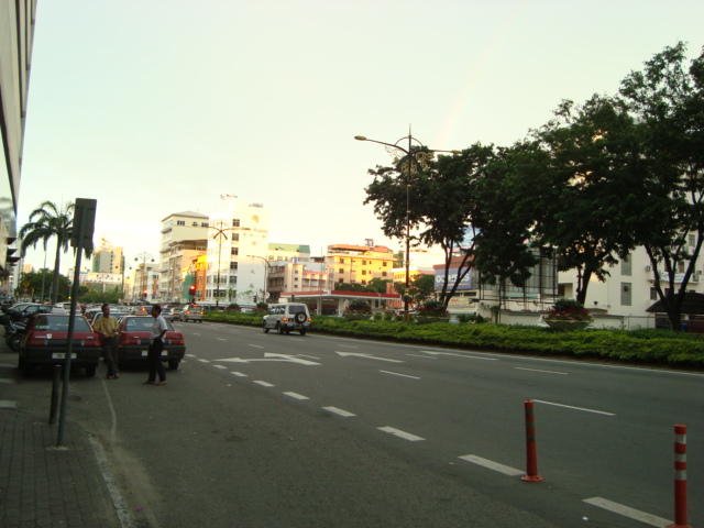 f0232060_0374440.jpg