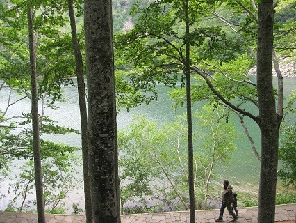 f0234936_0255771.jpg