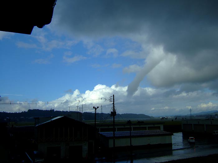 e0006242_15103187.jpg