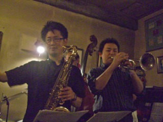 e0110940_7274544.jpg