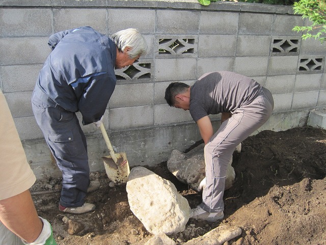 f0202703_21174388.jpg
