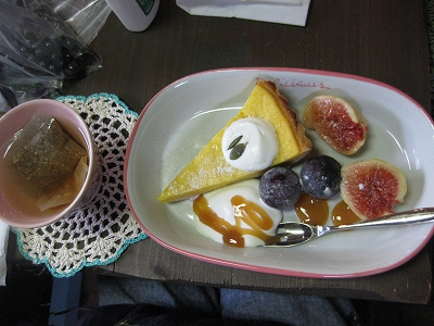 a0121975_024551.jpg
