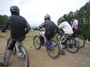 e0070606_3373941.jpg