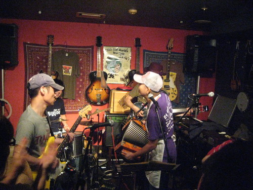 e0199046_0541030.jpg