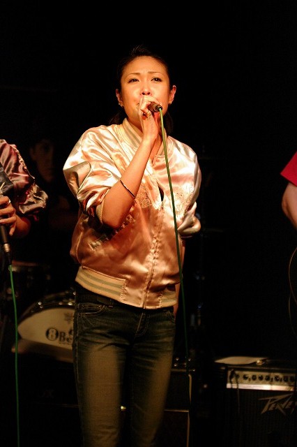 e0078069_0584035.jpg
