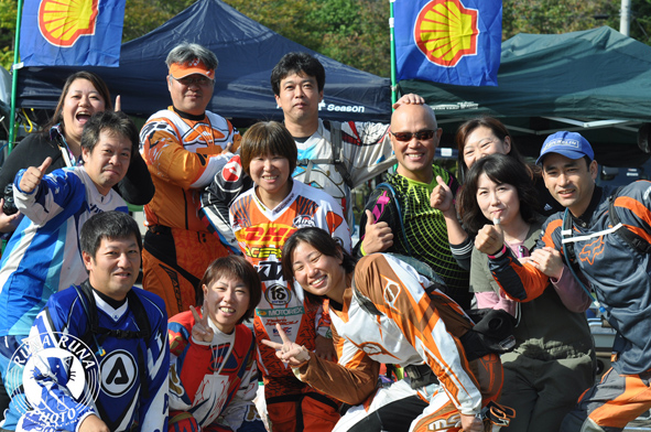 f0210380_1612472.jpg