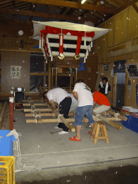 e0203037_22124962.gif