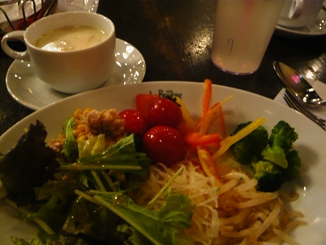 f0210546_2223530.jpg