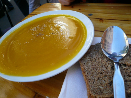 f0200015_2463276.jpg
