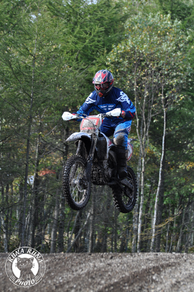 f0210380_2213545.jpg