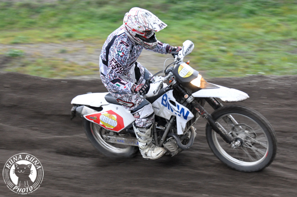 f0210380_22164133.jpg