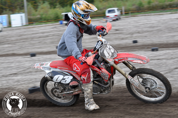 f0210380_2273412.jpg