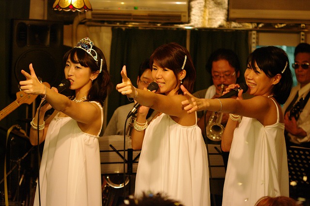e0078069_1501790.jpg