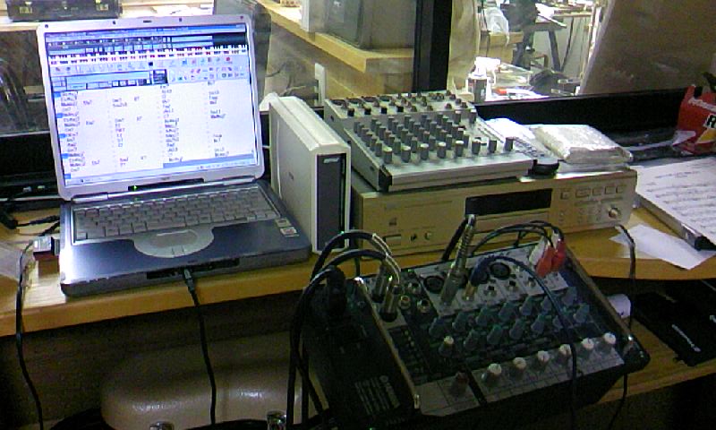f0107072_2326920.jpg