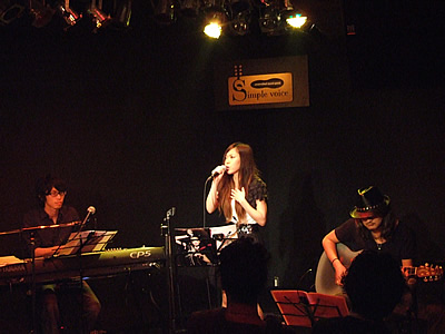 f0036678_2303281.jpg