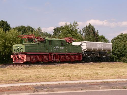 a0056401_812866.jpg
