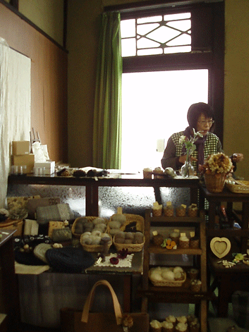 c0129702_0302850.gif