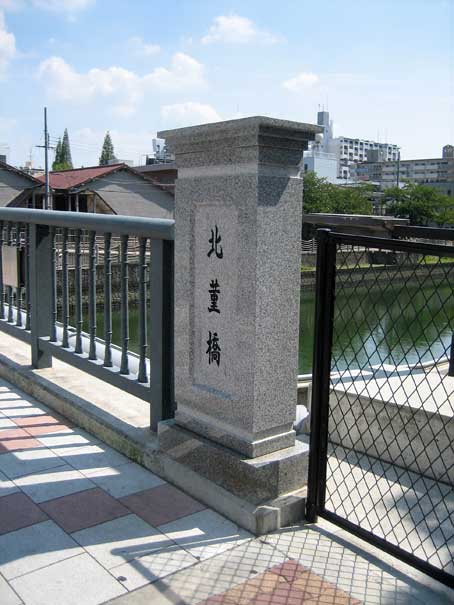 b0057679_819037.jpg