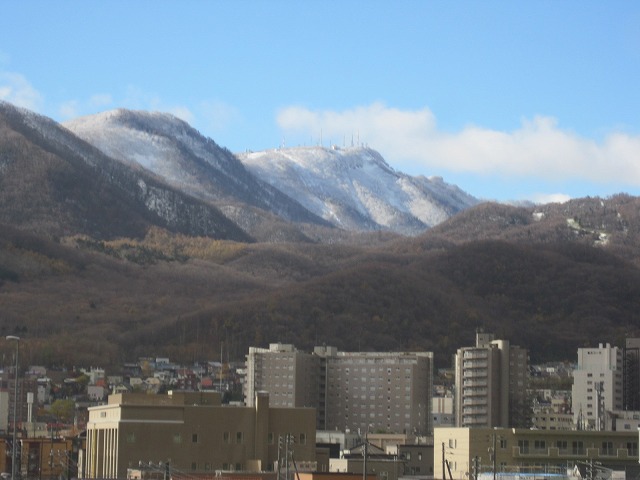 f0202703_22594386.jpg
