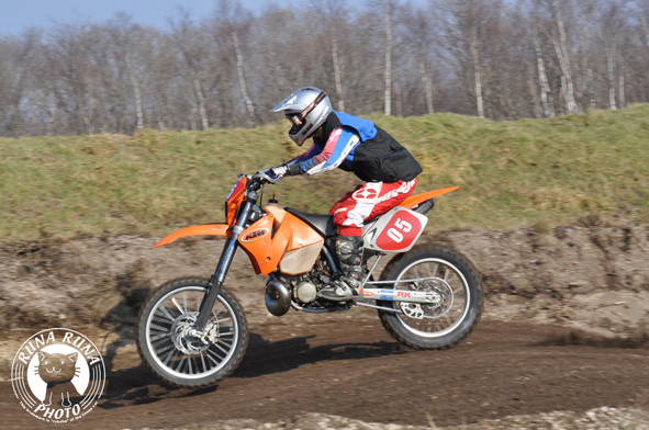 f0210380_1495544.jpg