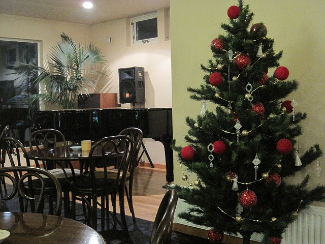 f0202703_0312360.jpg